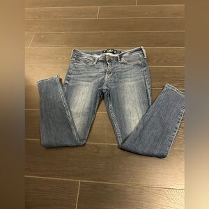 Hollister Low-Rise Jean Leggings | Medium Wash |